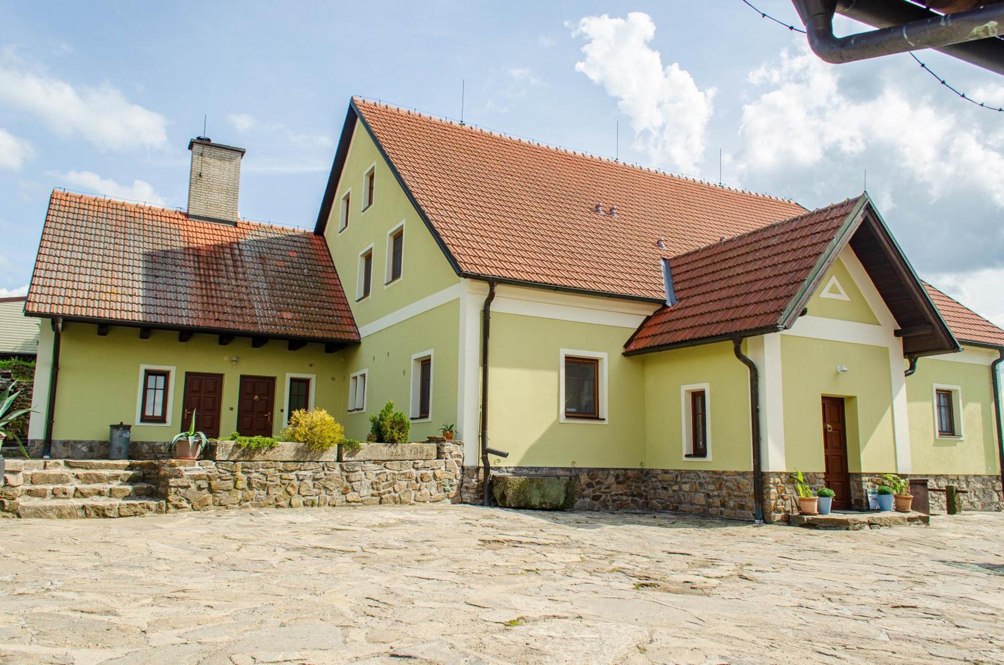 Na Hajence Guest house Bystrice nad Pernstejnem