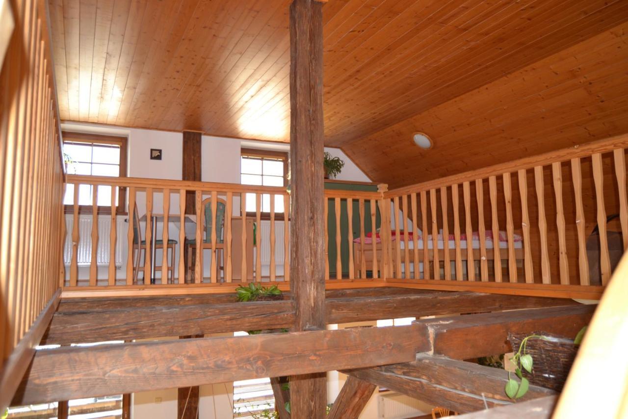 Na Hajence Guest house Bystrice nad Pernstejnem
